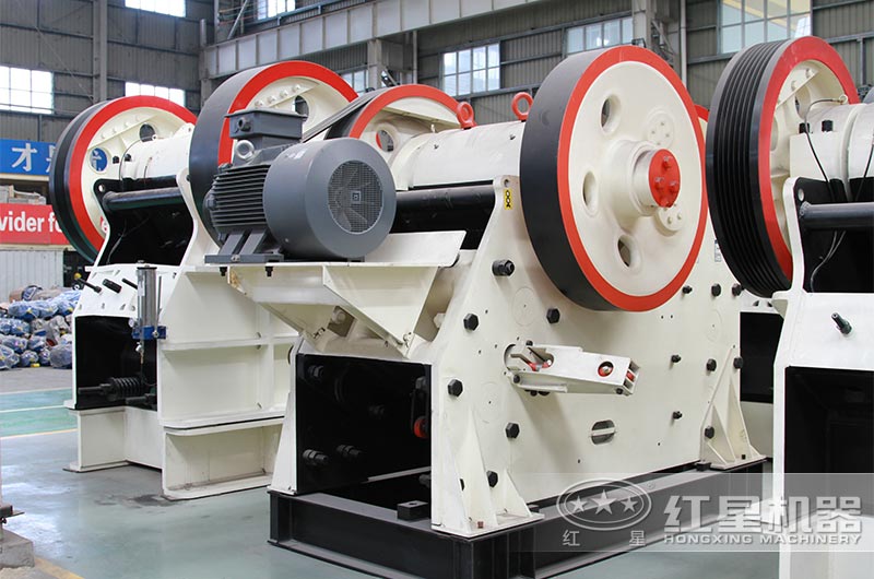 CJ顎破采用拴接機架