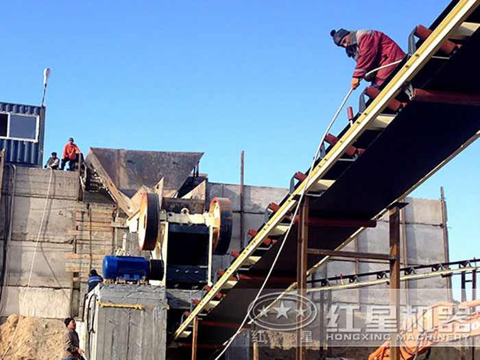 復擺破碎機客戶現(xiàn)場