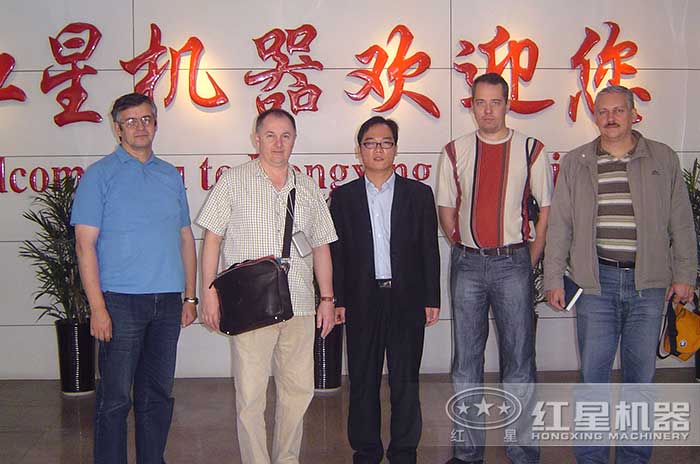 經過多家對比之后，客戶選擇紅星機器