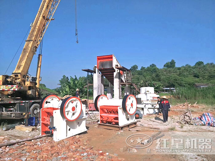 紅星機(jī)器150x750顎式破碎機(jī)