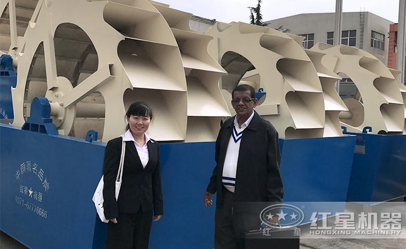 客戶來廠考察洗砂機 客戶來廠考察洗砂機