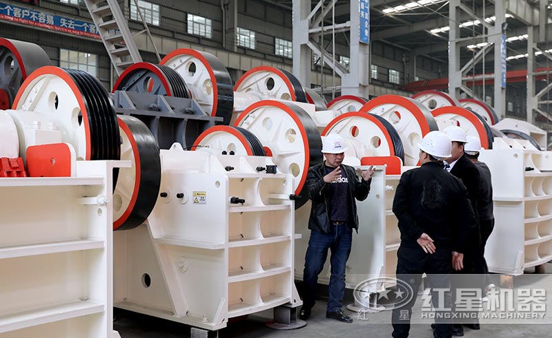 客戶來廠考場粉碎機設備 客戶來廠考場粉碎機設備