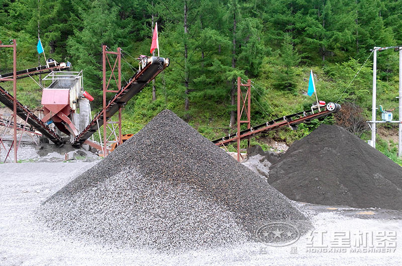 大型制砂現(xiàn)場 大型制砂現(xiàn)場