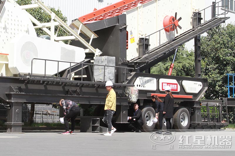 移動式破碎機現貨 移動式破碎機現貨