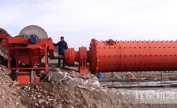 沙鐵礦磁選機安裝現場 沙鐵礦磁選機安裝現場
