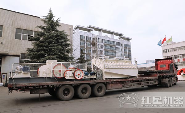 紅星對輥式破碎機發貨中 紅星對輥式破碎機發貨中