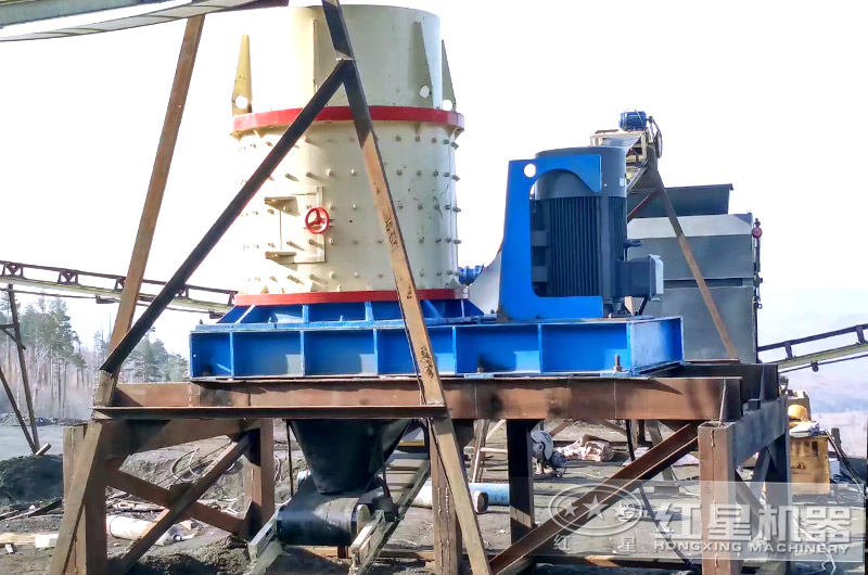 復合破碎機生產現場 復合破碎機生產現場