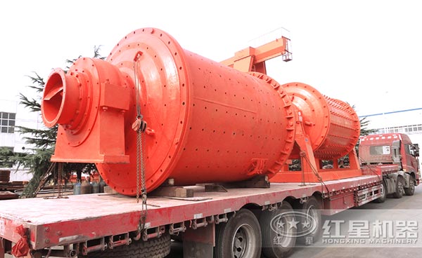 紅星磨粉機(jī)發(fā)貨圖 紅星磨粉機(jī)發(fā)貨圖