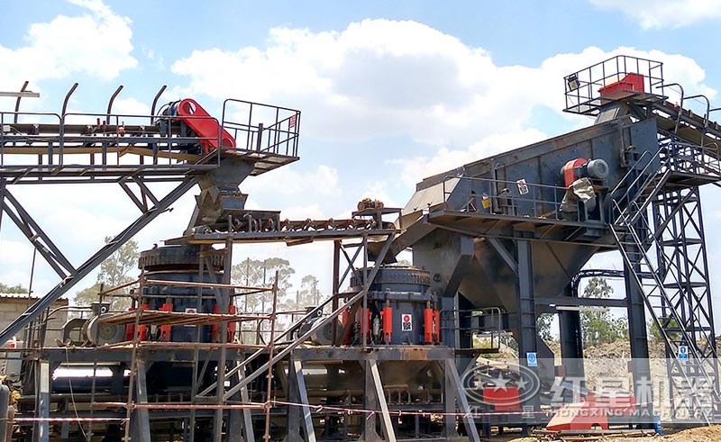 石子破碎機現(xiàn)場 石子破碎機現(xiàn)場