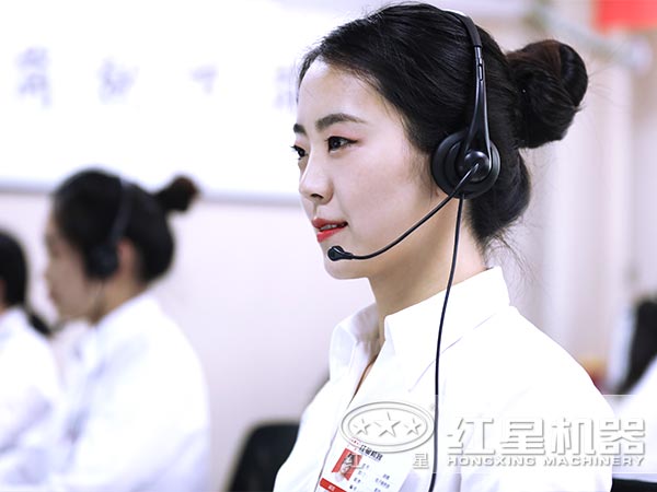 紅星機器人員竭誠為您服務