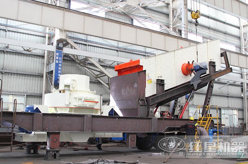 移動式制砂機車間生產(chǎn)中 移動式制砂機車間生產(chǎn)中