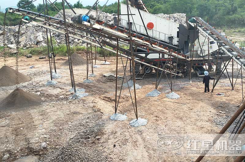 小型簡易制砂一體機生產現場 小型簡易制砂一體機生產現場