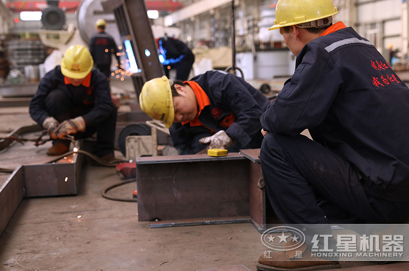 紅星機(jī)器每一個(gè)配件也認(rèn)真對(duì)待 紅星機(jī)器每一個(gè)配件也認(rèn)真對(duì)待