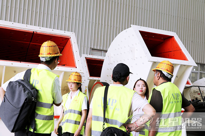 錘式粉碎機用戶參觀