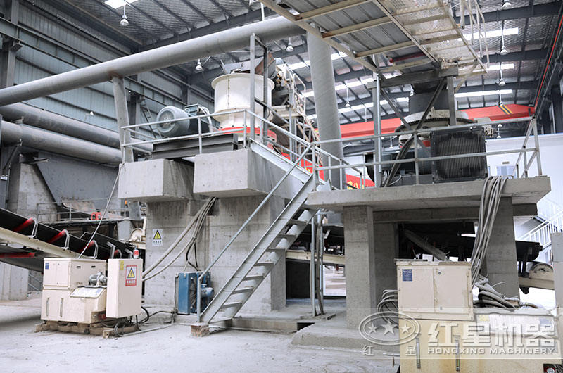 水泥生產(chǎn)線破碎現(xiàn)場