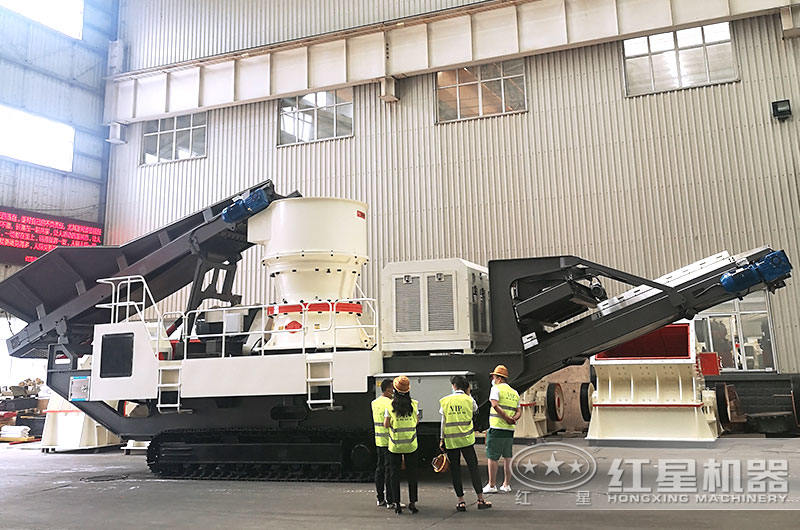 移動破碎篩分一體機現(xiàn)貨 移動破碎篩分一體機現(xiàn)貨