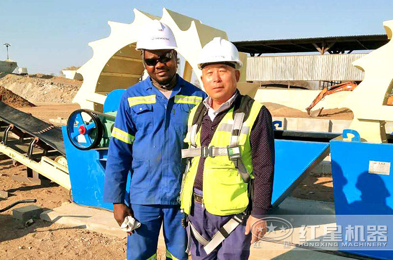 紅星工程師到客戶現(xiàn)場為客戶指導(dǎo)安裝