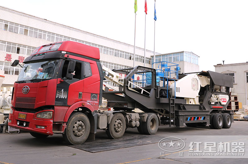 水泥塊粉碎機(jī)設(shè)備發(fā)貨現(xiàn)場 水泥塊粉碎機(jī)設(shè)備發(fā)貨現(xiàn)場