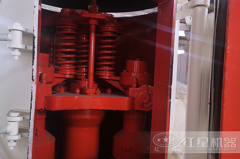 雷蒙磨粉機內部結構實拍 雷蒙磨粉機內部結構實拍