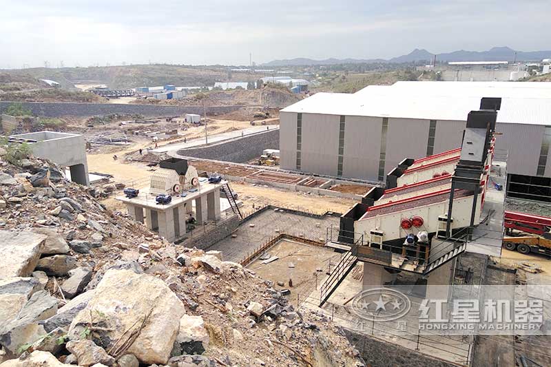 錘式破碎機現場