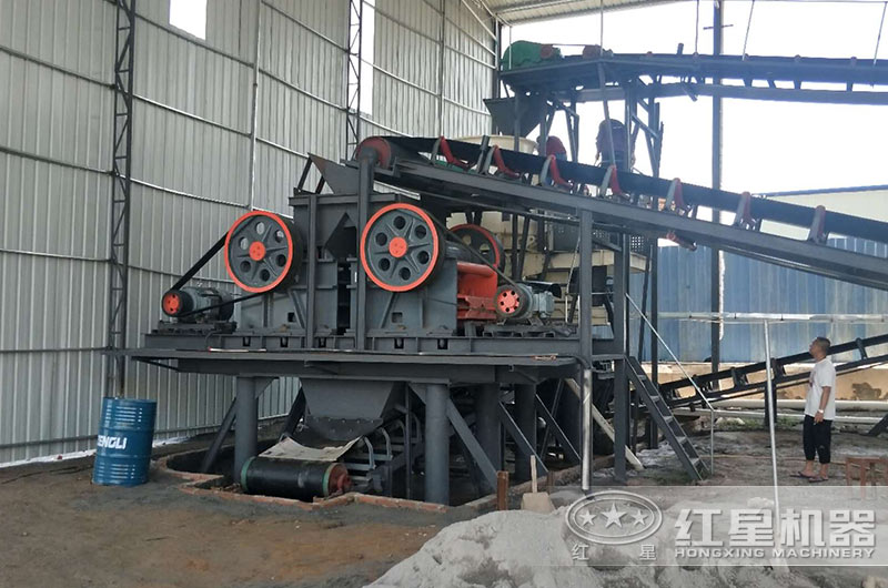 PEX細鄂式破碎機