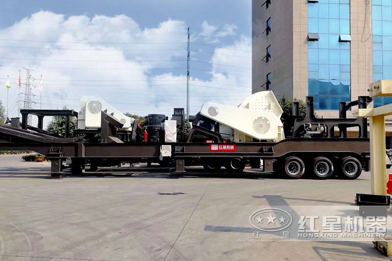 四合一移動(dòng)破碎機(jī)搭載重錘式破碎機(jī) 四合一移動(dòng)破碎機(jī)搭載重錘式破碎機(jī)