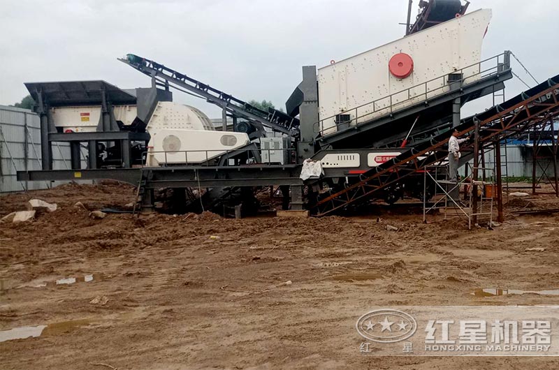 移動(dòng)錘式制砂機(jī) 移動(dòng)錘式制砂機(jī)