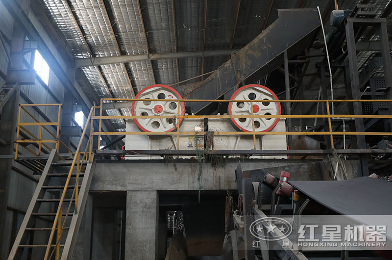 250x400破碎機聯機作業現場