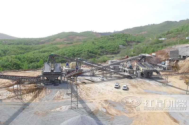 客戶時產600噸石料生產線現場