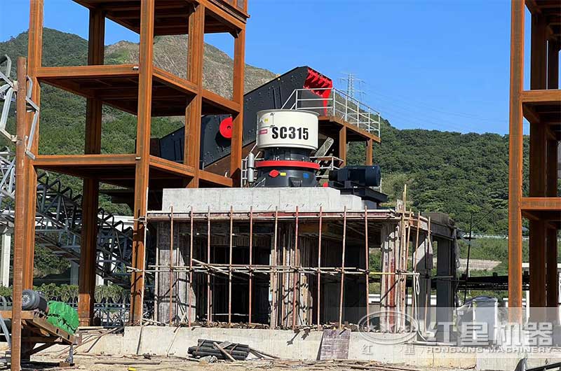 圓錐式石頭破碎機 圓錐式石頭破碎機