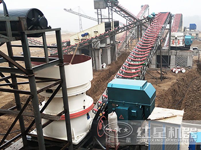 時產2000噸單缸圓錐碎石機現場