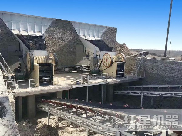 1060礦山鄂式碎石機(jī)生產(chǎn)線現(xiàn)場(chǎng)圖 1060礦山鄂式碎石機(jī)生產(chǎn)線現(xiàn)場(chǎng)圖