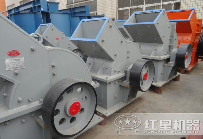 55KW錘頭破碎機生產(chǎn)廠家的車間圖