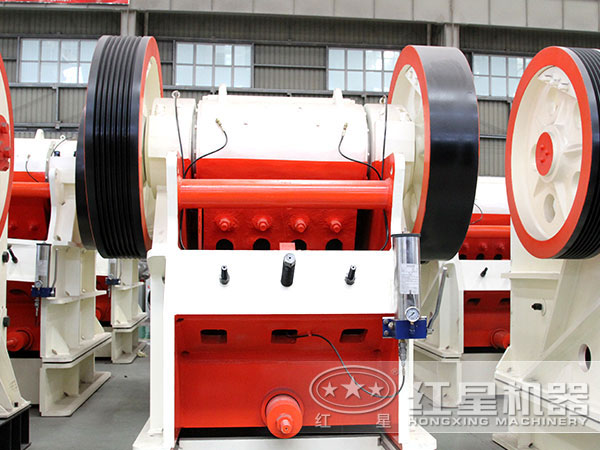 顎式破碎機(jī)