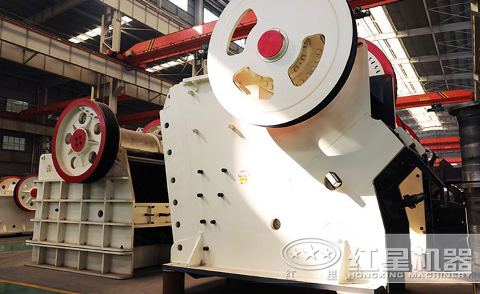 鉀長石顎式破碎機