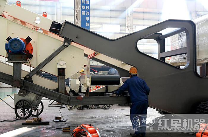 履帶車載式碎石設備車間組裝圖