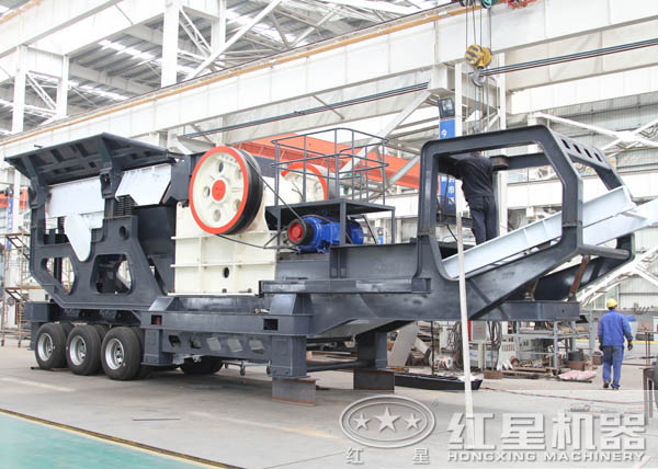 輪胎顎破移動破碎站