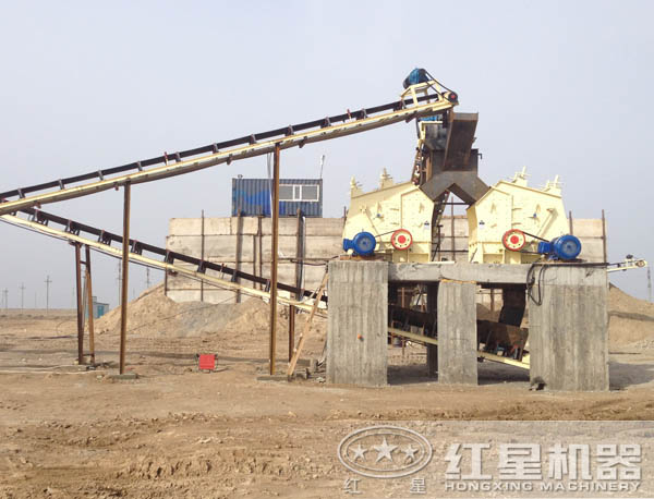 中碎反擊式破碎機