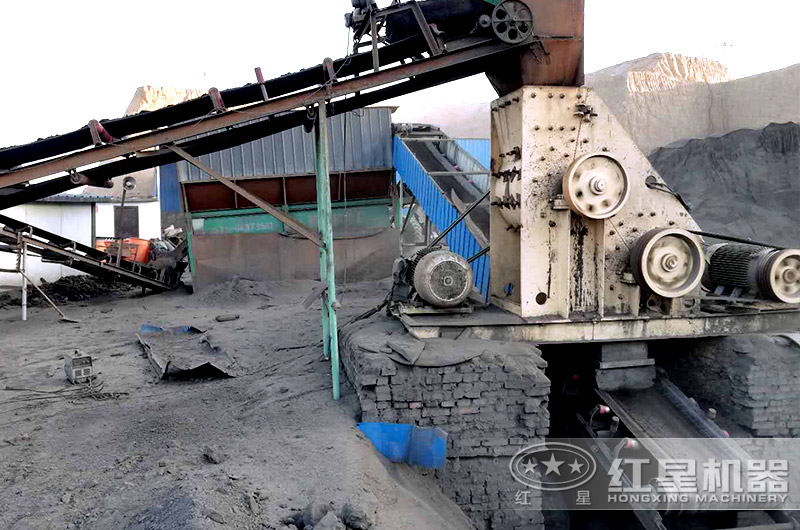 雙級破碎機作業現場 雙級破碎機作業現場