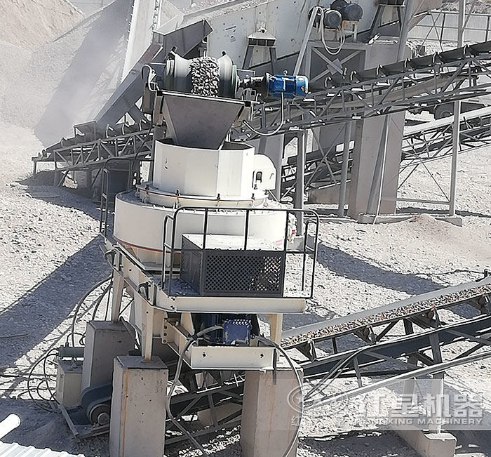 紅星機器配置的制沙現場