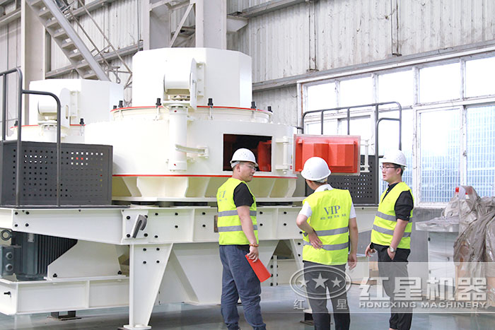 VSI環(huán)保鵝卵石制砂機(jī) VSI環(huán)保鵝卵石制砂機(jī)