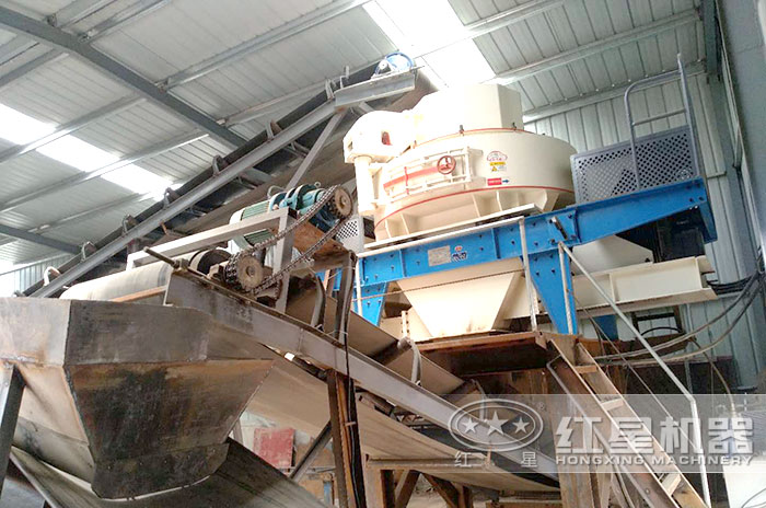 固定大型碎砂機室內作業 固定大型碎砂機室內作業