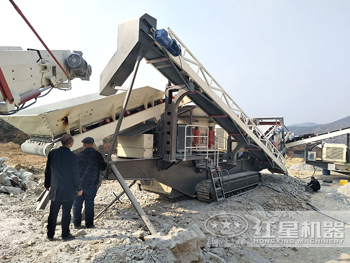 履帶移動磕石機_流動磕石機用戶現場