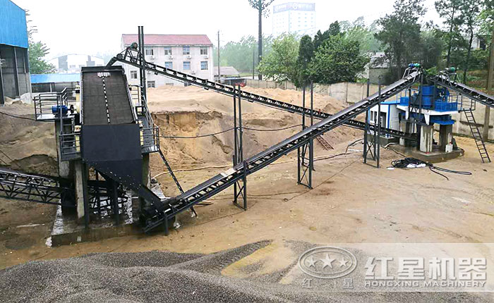 環(huán)保制沙作業(yè)現(xiàn)場 環(huán)保制沙作業(yè)現(xiàn)場