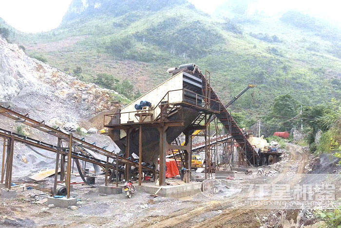 PF1214反擊破與振動篩配合作業(yè)