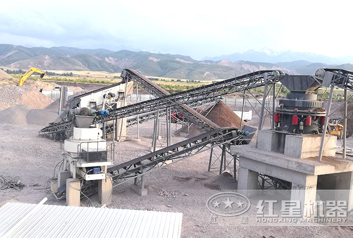 時產600噸碎石制砂生產現場