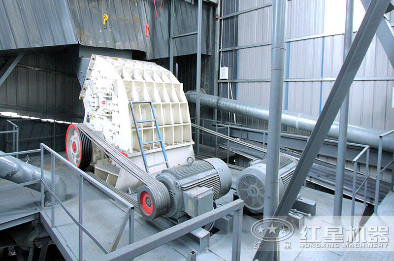 重錘式破碎機施工現場