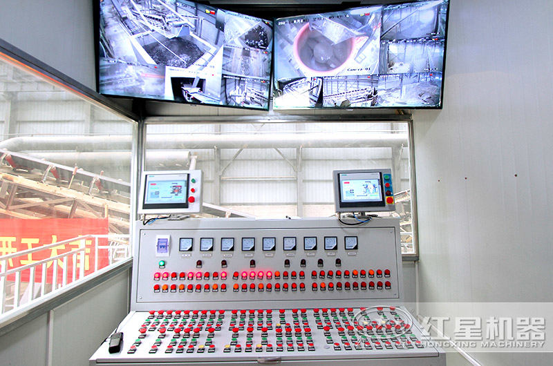 單杠圓錐破現(xiàn)場，自動(dòng)化控制