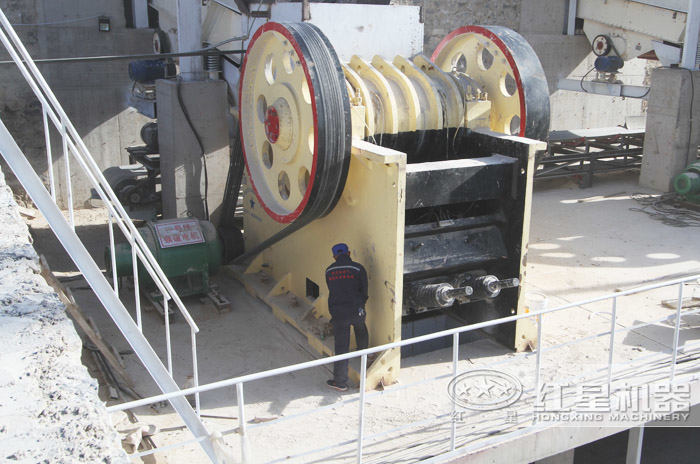 安徽青石碎石機生產線現場