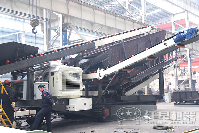 履帶移動碎石設(shè)備